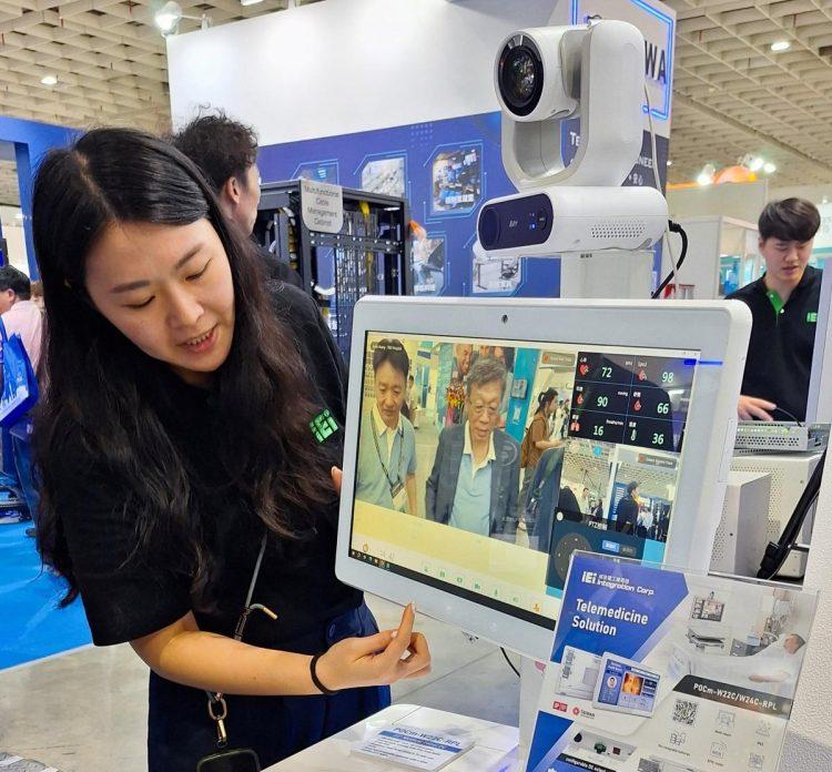 威強電遠端照護