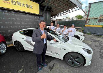 圖一_55688集團董事長林村田（圖左一）表示，面對國內外計程車業者的激烈競爭，大車隊始終保持開放態度，歡迎新業者的加入，認為這顯示了計程車產業的巨大潛力，並能共同促進產業生態的健全發展。