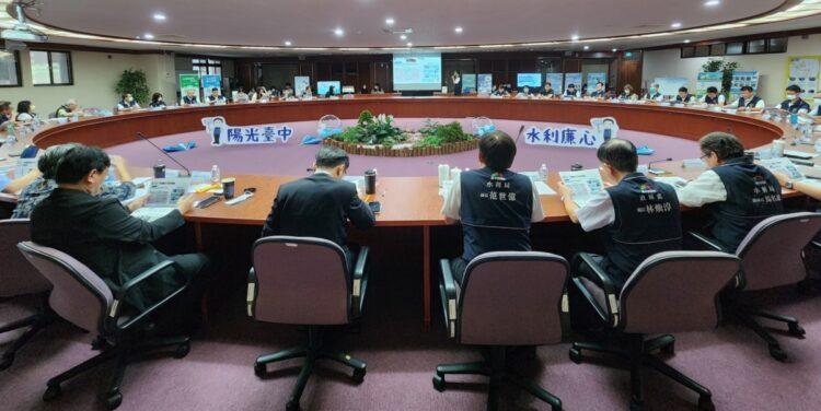 透明晶質水利廉心