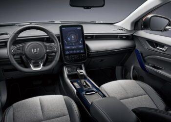 公信電子提供納智捷U6  & URX 車載資訊娛樂系統(IVI)