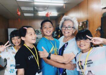 小小記者出動去楊媽理髮廳2