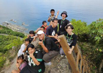 成功登上勇氣時候的合影