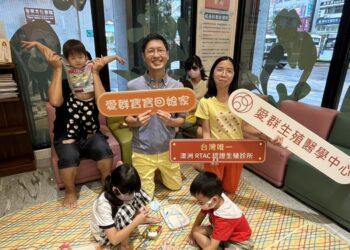 愛群寶寶回娘家