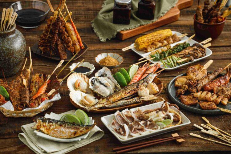 圖說:中秋烤肉須特別留意烤蚵及貝類等海鮮的料理方式,多加留意食材的新鮮及衛生,讓親朋好友都能安心地享用烤肉大餐。(資料來源:焦糖楓)