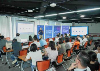 圖說2_2024 易上雲經銷商大會吸引眾多經銷夥伴以及技術專家參加_2