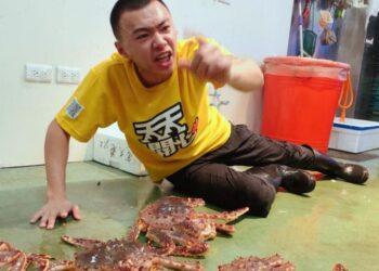 圖一：頻道經常在現場舉行各式抽獎活動回饋粉絲。  圖源：就醬播