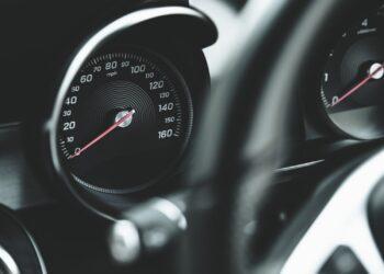 大1104_IAR_SiliconAuto_Partner_to_Advance_the_Future_of_Cars