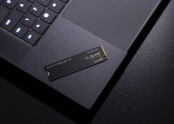 【新聞圖片】WD_BLACK™ SN7100 NVMe™ SSD採用 Western Digital 最新 TLC 3D NAND 技術，效能較前一代 SSD 提升高達 35%