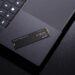 【新聞圖片】WD_BLACK™ SN7100 NVMe™ SSD採用 Western Digital 最新 TLC 3D NAND 技術,效能較前一代 SSD 提升高達 35%
