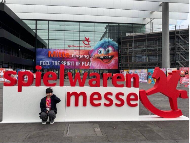 11歲小小創業家Queeny