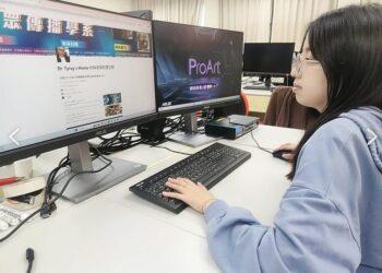 文化大學大傳系邀請高中學生及繁星錄取的學生，免費參與六小時的人工智慧創意課程，