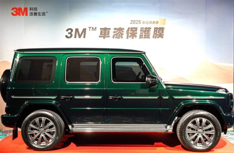 3M推出全新3M™ 車漆保護膜高光 150 系列 以「強效防護」、「疏水抗汙」、「增豔亮白」為產品亮點 (3M提供)