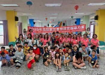 課輔始業式大合照