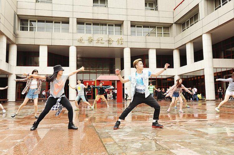 00409395.20250812802677668M