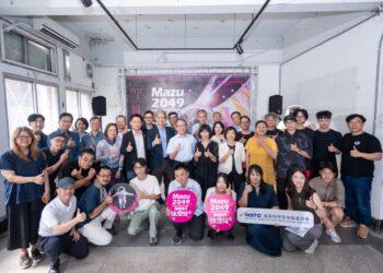 國科會「晶創人文」計畫《2049媽祖遶月太空站》策展團隊大合照