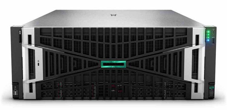 HPE_ProLiant DL380a_Gen12_FrontTop_Persp_BezelOn_