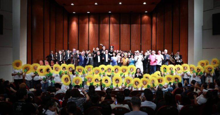 震撼慶祝四十周年