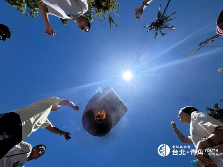 與北投少輔組合作平溪一日遊探訪在地文化也進行了法治宣導