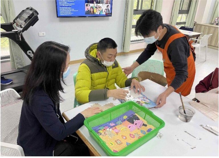 圖說 4：美強生團隊親訪育成社福基金會，以實際陪伴傳遞企業對社區的關懷與溫暖。