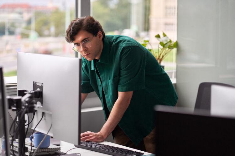 圖說：HPE擴展安全、AI原生的網路產品組合，打造自主式網路的營運模式。