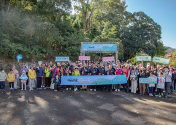 FAA3AB44-838C-4385-B484-DEDF267E3E6A_0